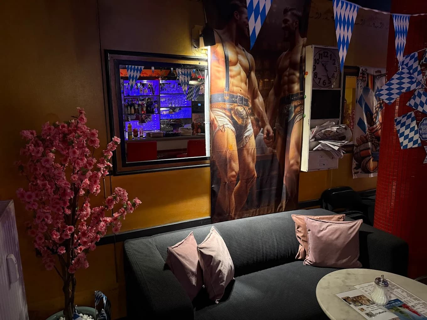 أبولو ساونا